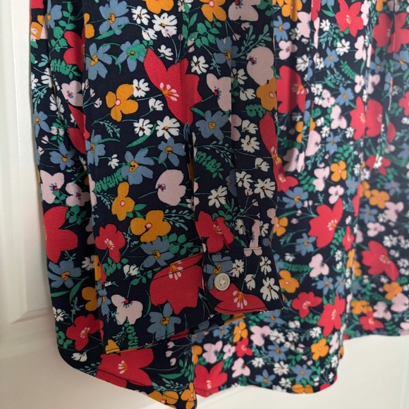 Loft Women's Floral Blouse Size L - Picture 2 of 14